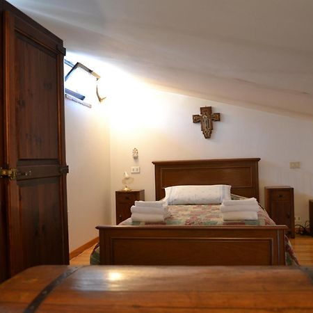 Osteria Carnivora Guest House 카이오레인챠안티 객실 사진