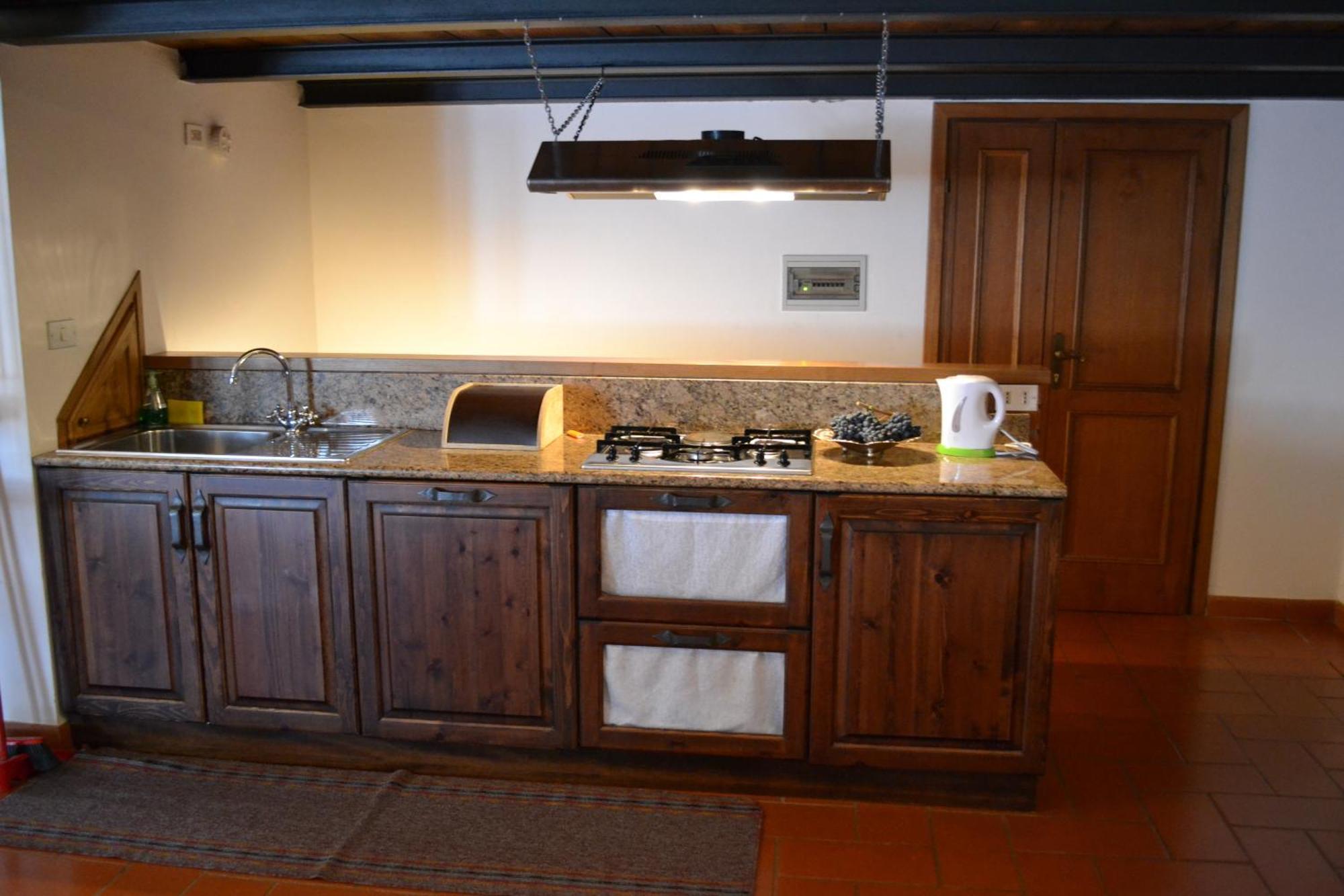 Osteria Carnivora Guest House 카이오레인챠안티 객실 사진