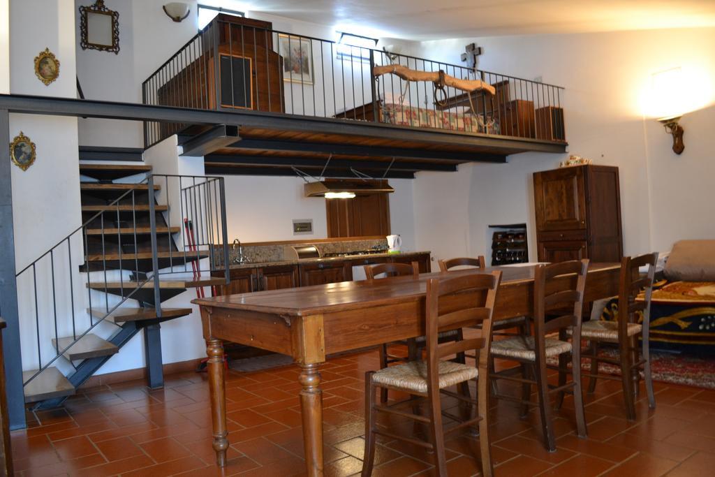 Osteria Carnivora Guest House 카이오레인챠안티 객실 사진
